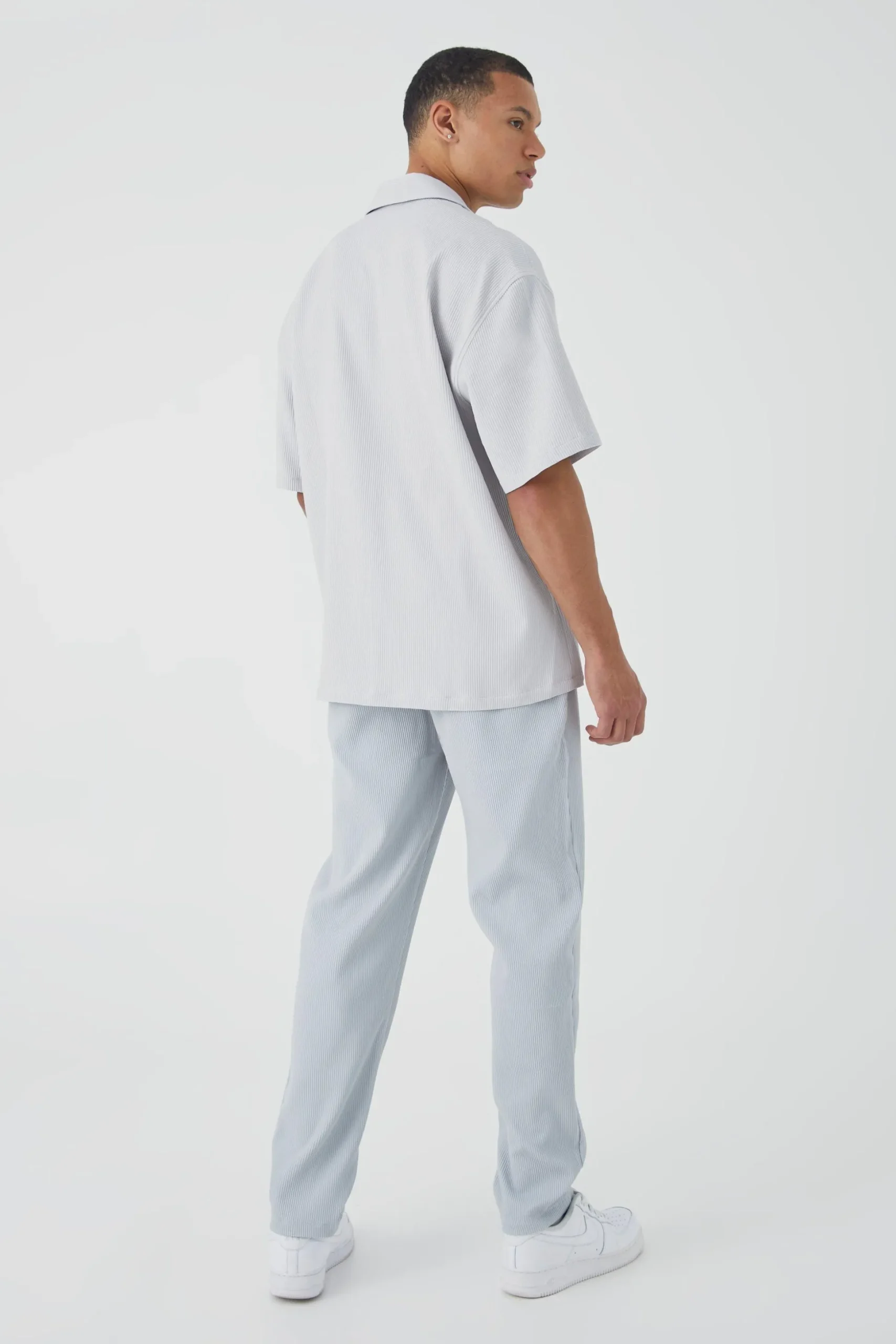 Tall Elastic Waist Tapered Fit Pleated Trouser | BoohooMAN UK