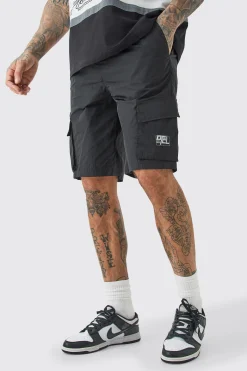 Tall Elasticated Waist Ofcl Nylon Cargo Short | BoohooMAN UK