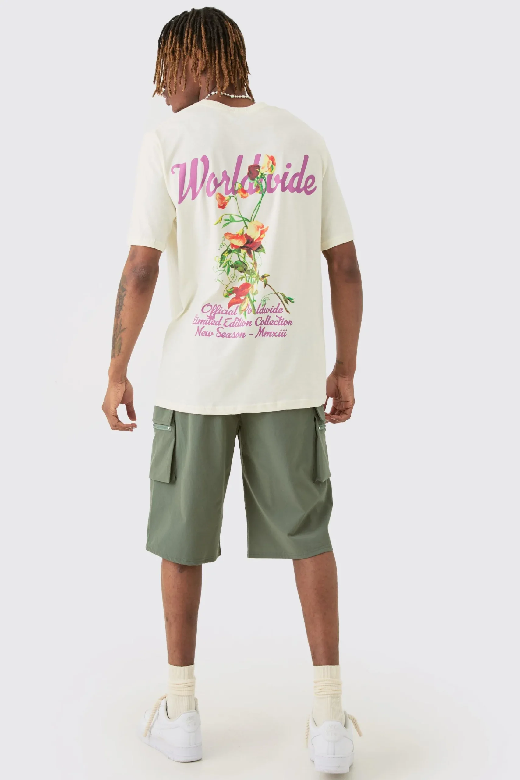 Tall Elasticated Waist Relaxed Lightweight Stretch Cargo Short | BoohooMAN UK