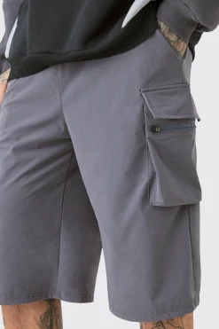 Tall Elasticated Waist Relaxed Lightweight Stretch Cargo Short | BoohooMAN UK