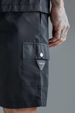 Tall Elasticated Waist Relaxed Nylon Man Cargo Short | BoohooMAN UK