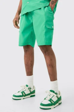 Tall Elasticated Waist Relaxed Nylon Man Cargo Short | BoohooMAN UK
