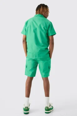 Tall Elasticated Waist Relaxed Nylon Man Cargo Short | BoohooMAN UK