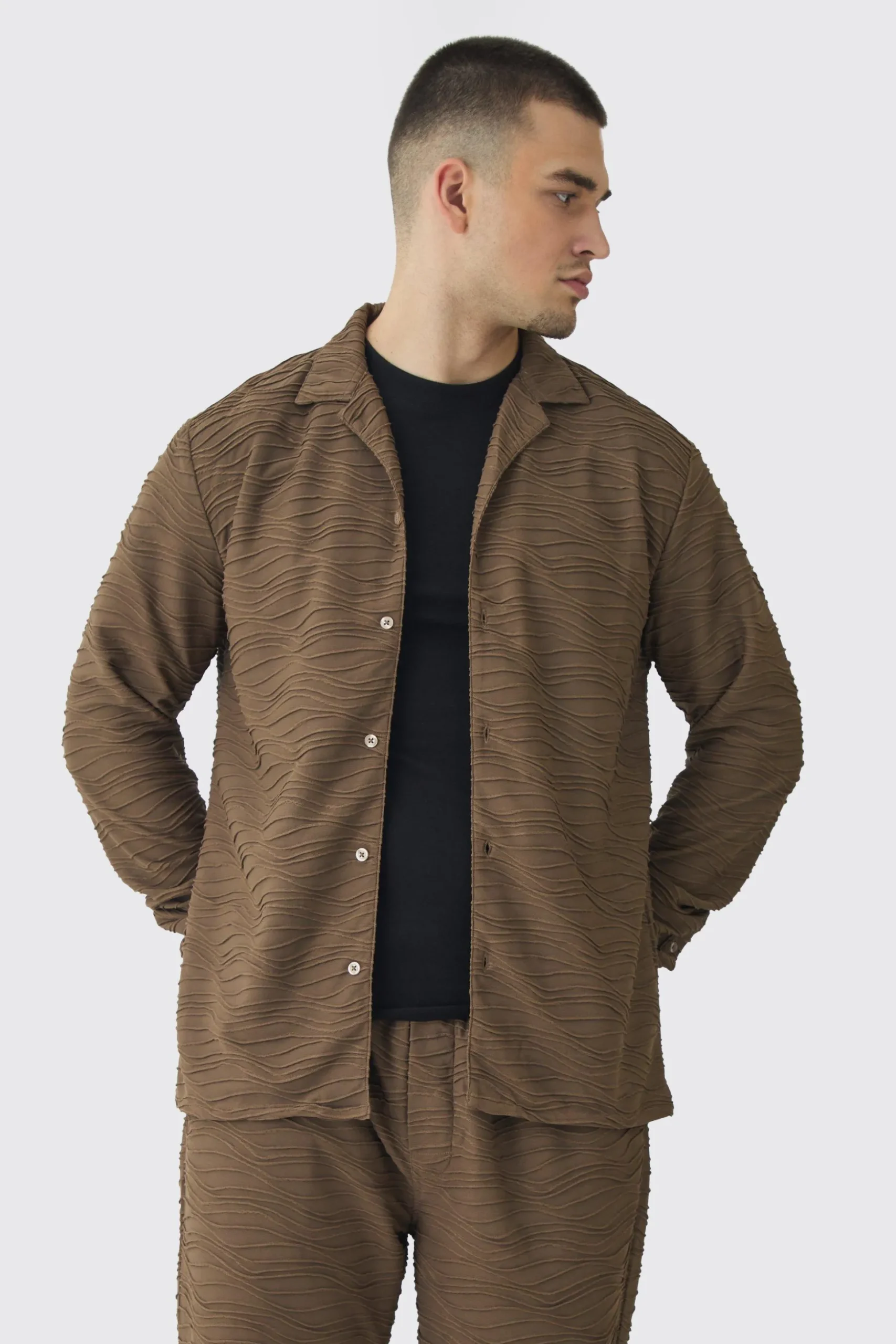 Tall Elevated Pleated Shirt And Straight Fit Trouser Set In Mocha | BoohooMAN UK