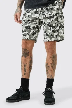 Tall Fixed Waist Camo Twill Cargo Short | BoohooMAN UK