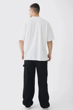 Tall Lips Graphic Oversized T-Shirt | BoohooMAN UK