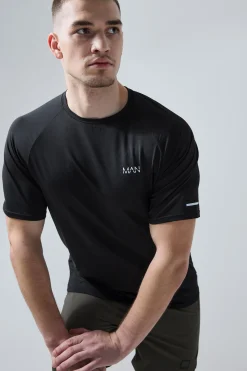 Tall Man Active Gym Raglan Regular Fit T-shirt | BoohooMAN UK