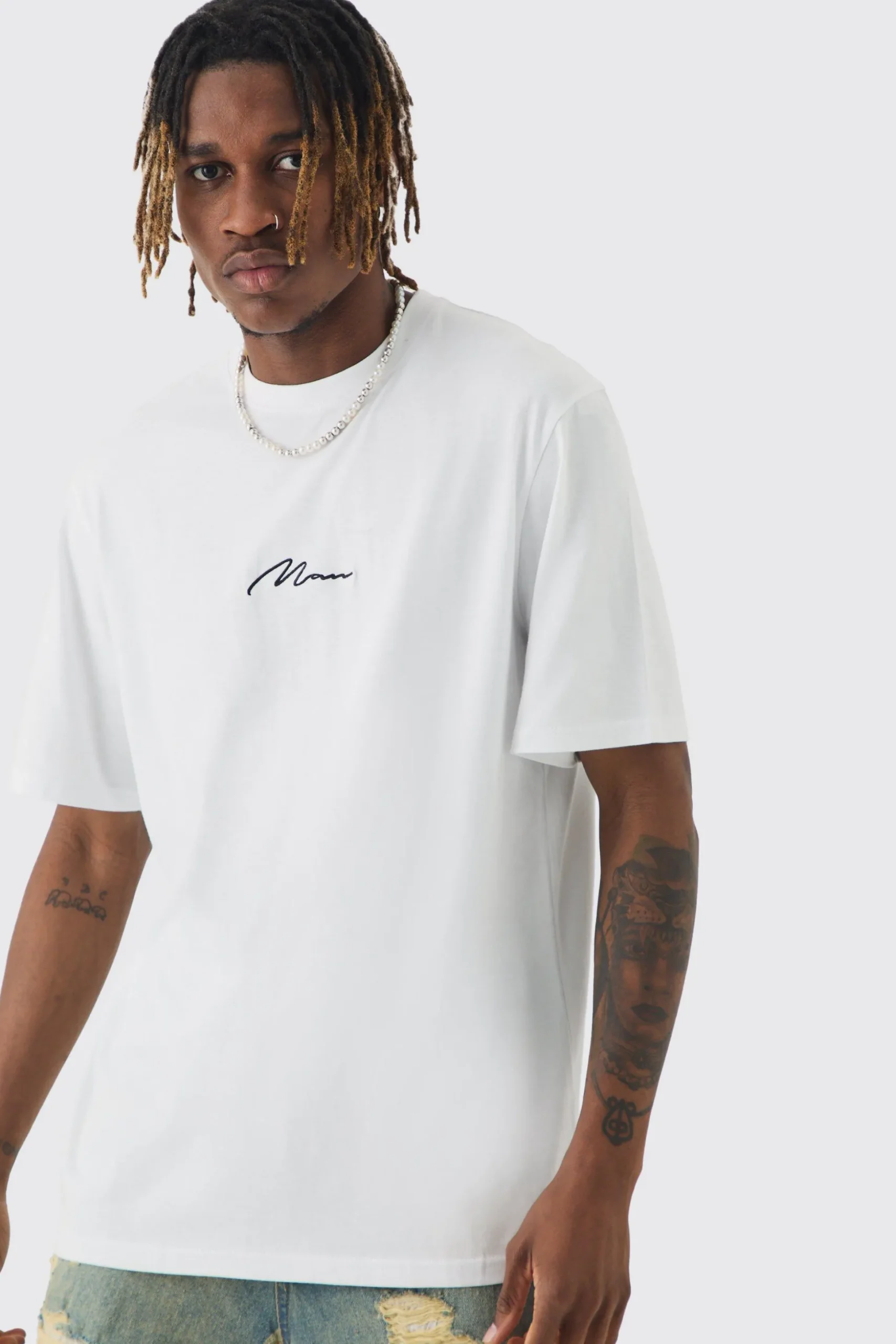 Tall Man Signature Chest Print T-shirt | BoohooMAN UK