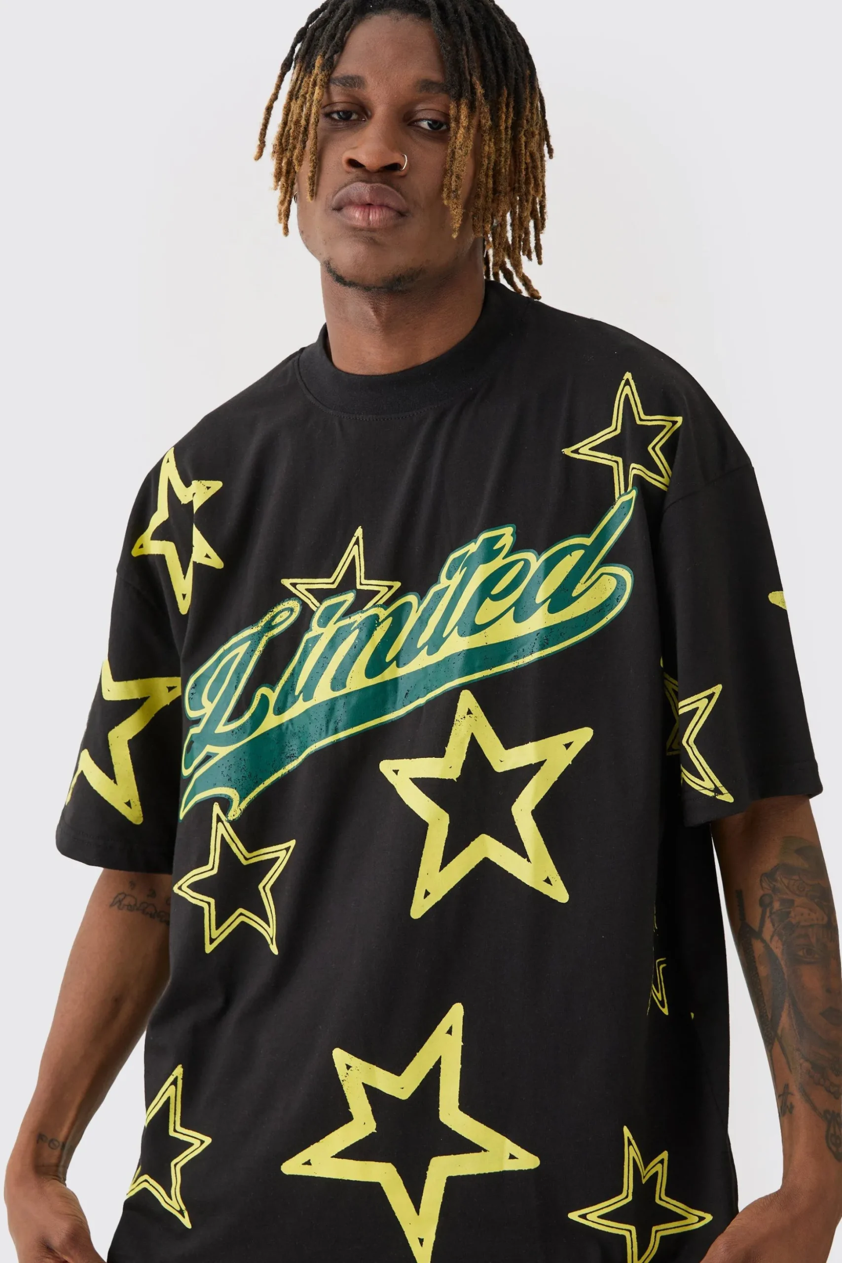 Tall Oversized Extended Neck Limited Star Print T-shirt | BoohooMAN UK