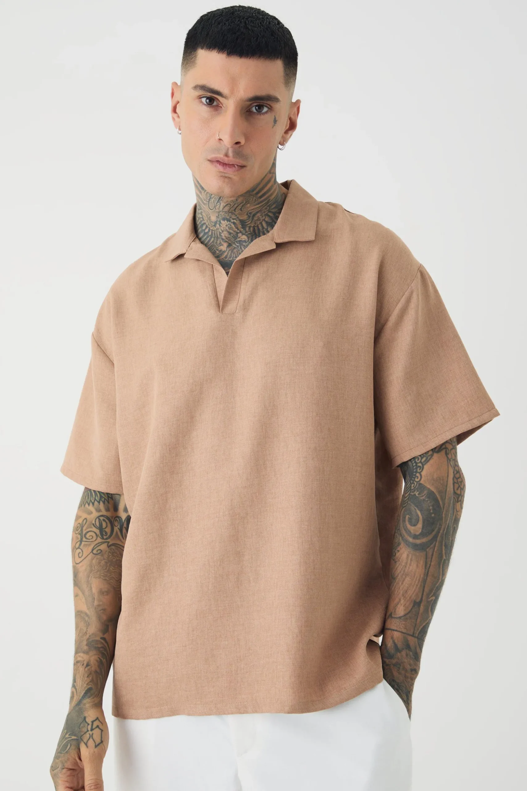 Tall Oversized Linen Revere Polo In Taupe | BoohooMAN UK