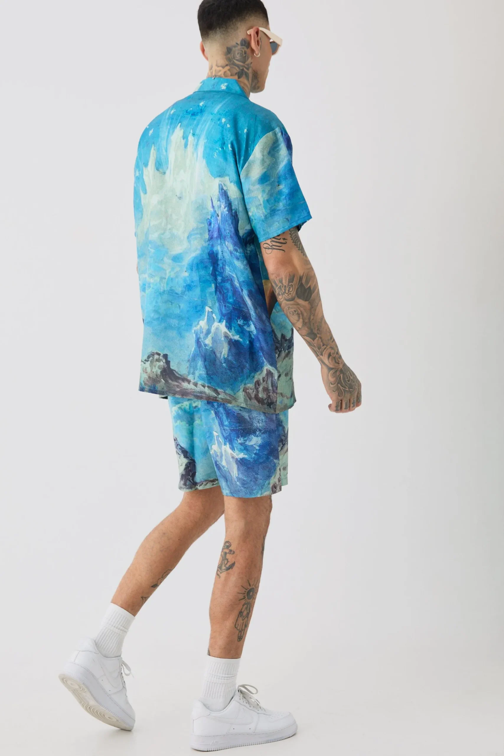 Tall Oversized Renaissance Print Shirt & Swim Short Set | BoohooMAN UK