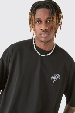 Tall Oversized Stencil Floral Embroidered T-shirt In Black | BoohooMAN UK