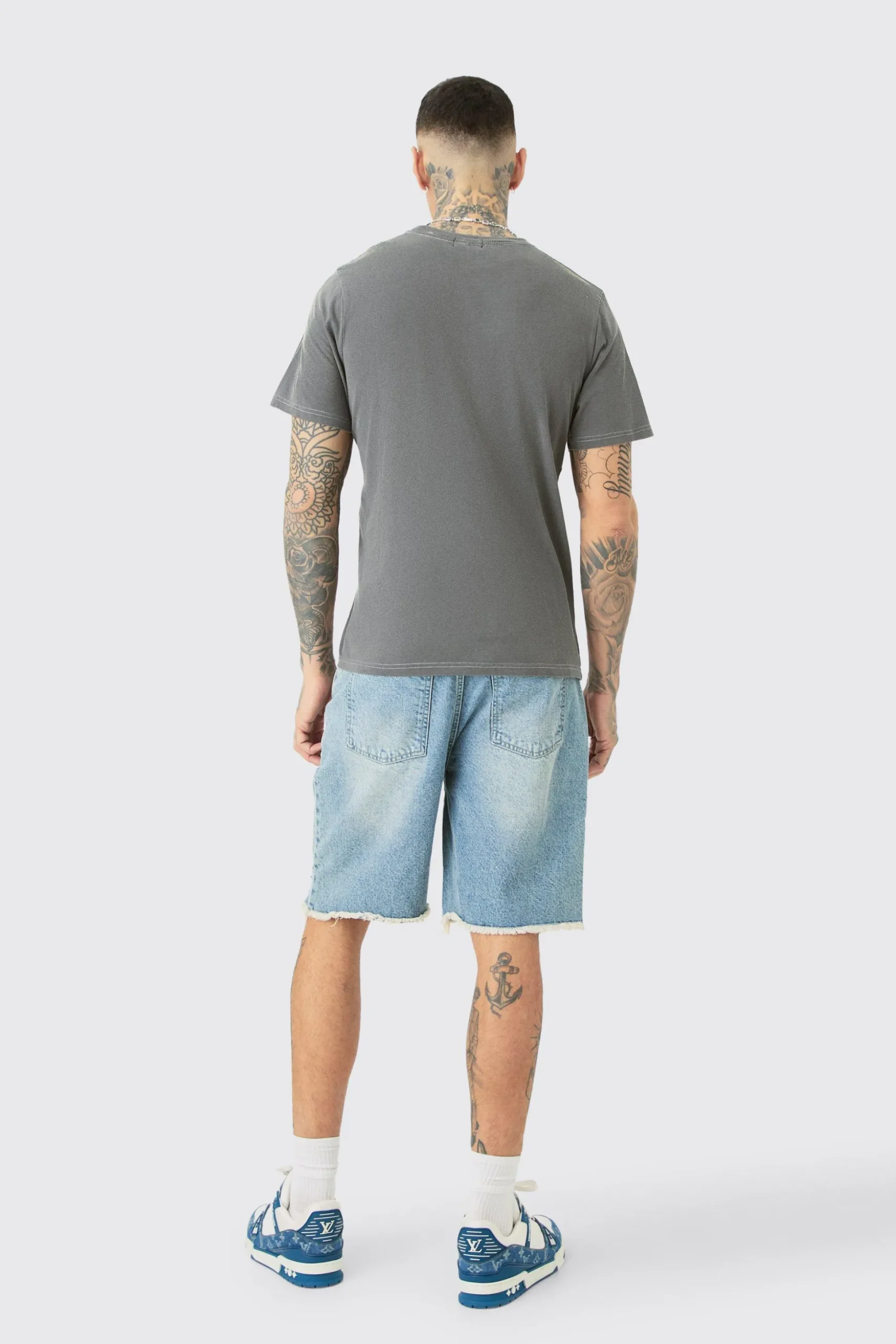 Tall Pour Homme Lips T-shirt In Acid Wash | BoohooMAN UK