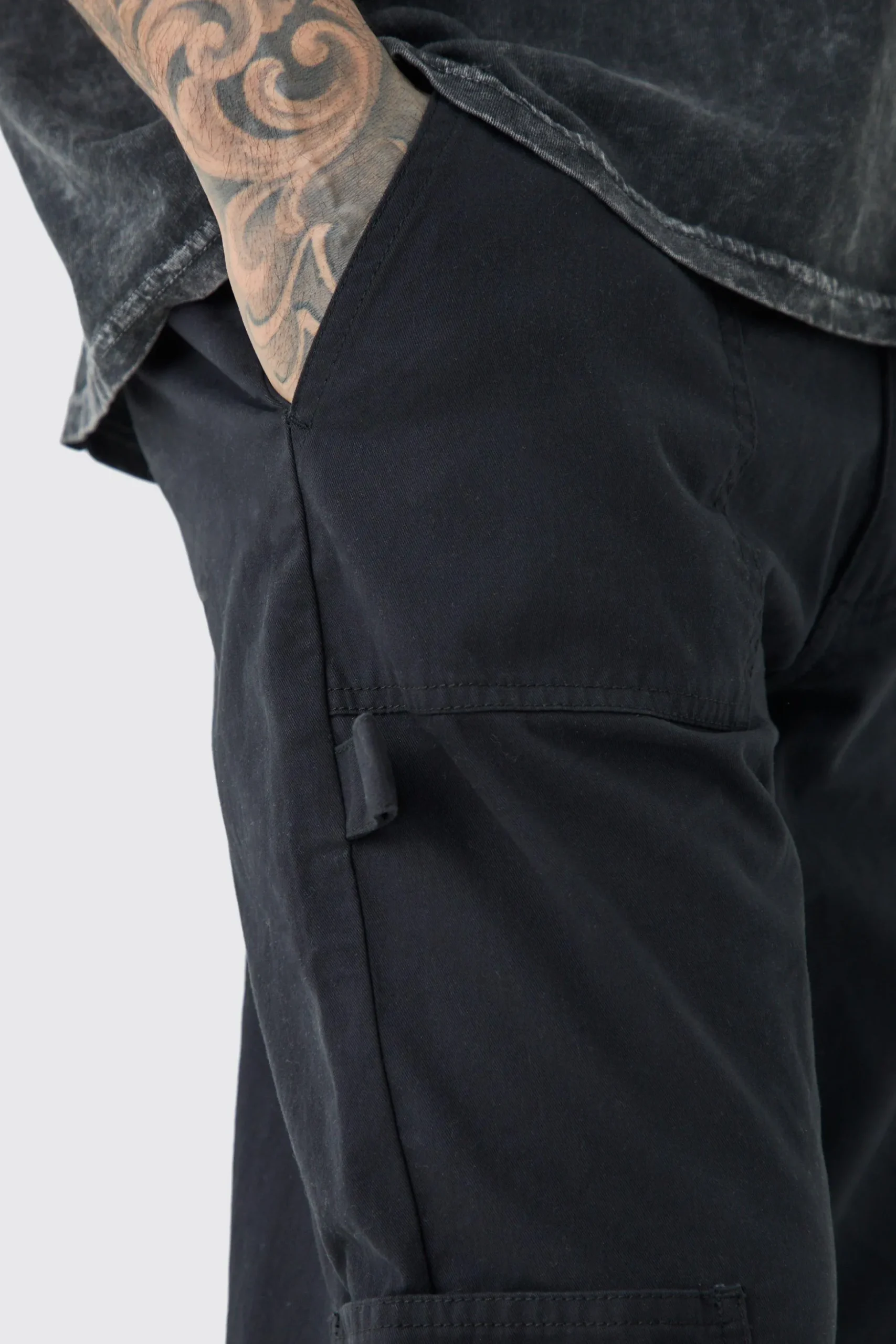Tall Relaxed Fit Washed Carpenter Cargo Trouser | BoohooMAN UK