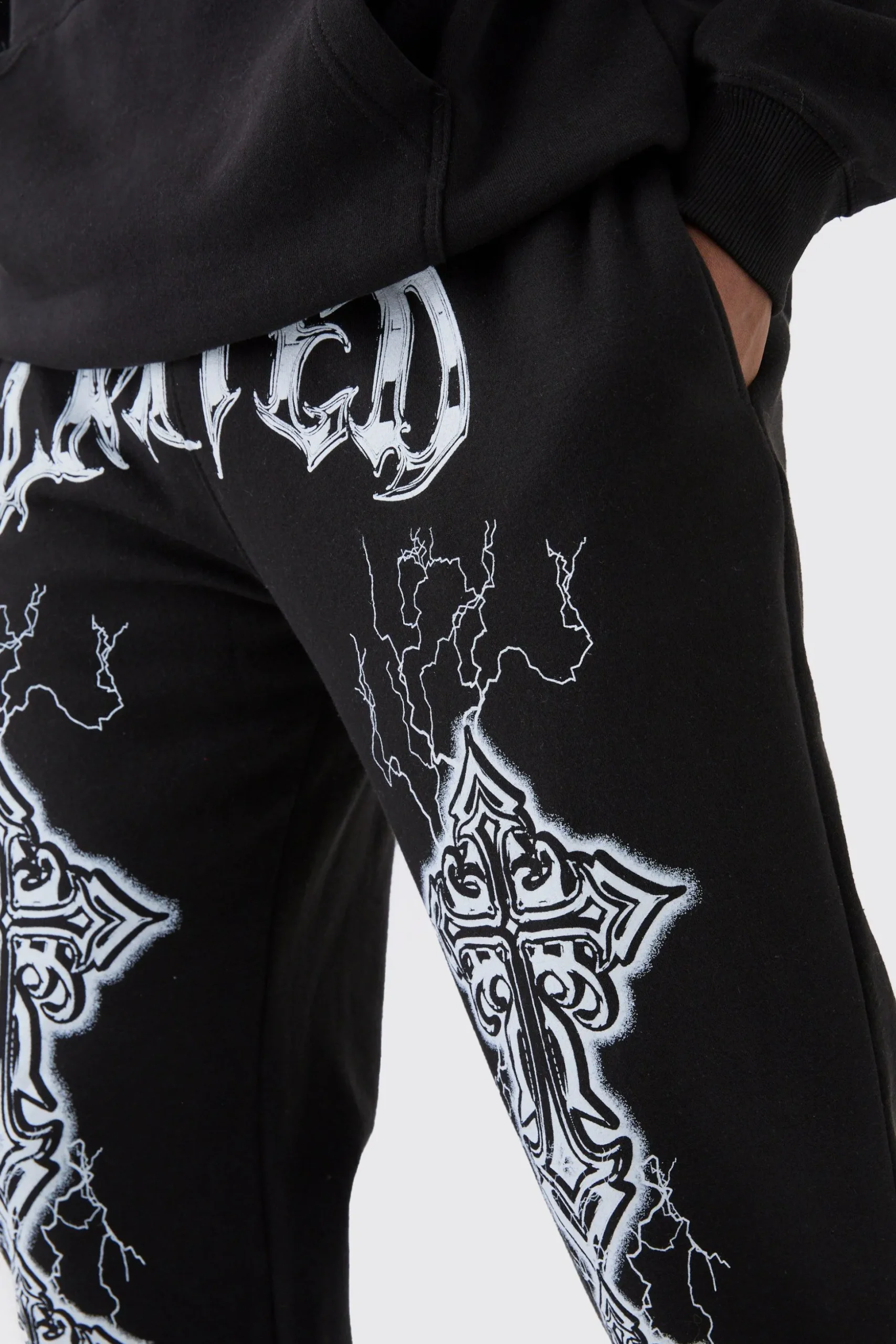 Tall Relaxed Worldwide Cross Jogger | BoohooMAN UK