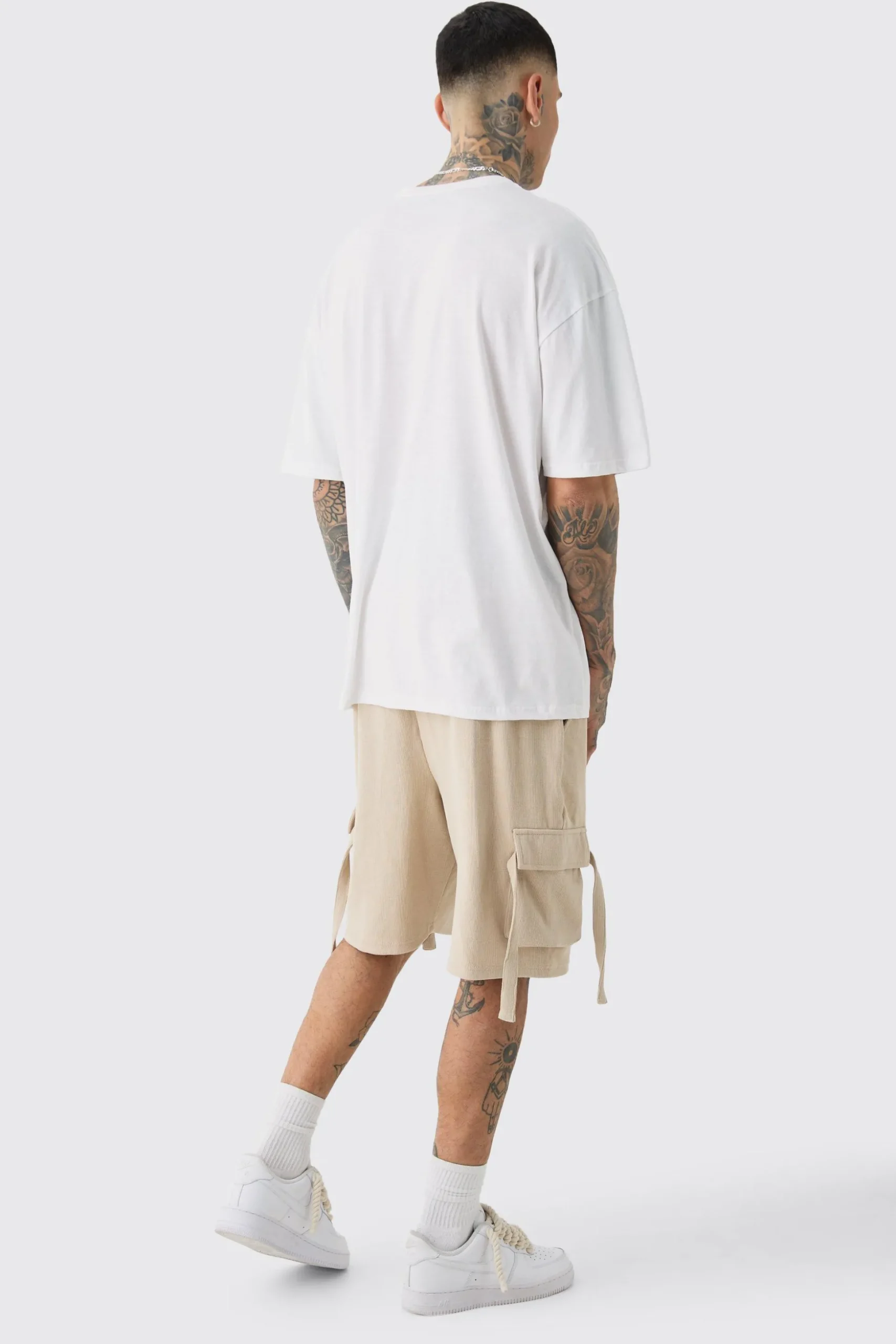 Tall Ribbed Relaxed Cargo Short In Taupe | BoohooMAN UK