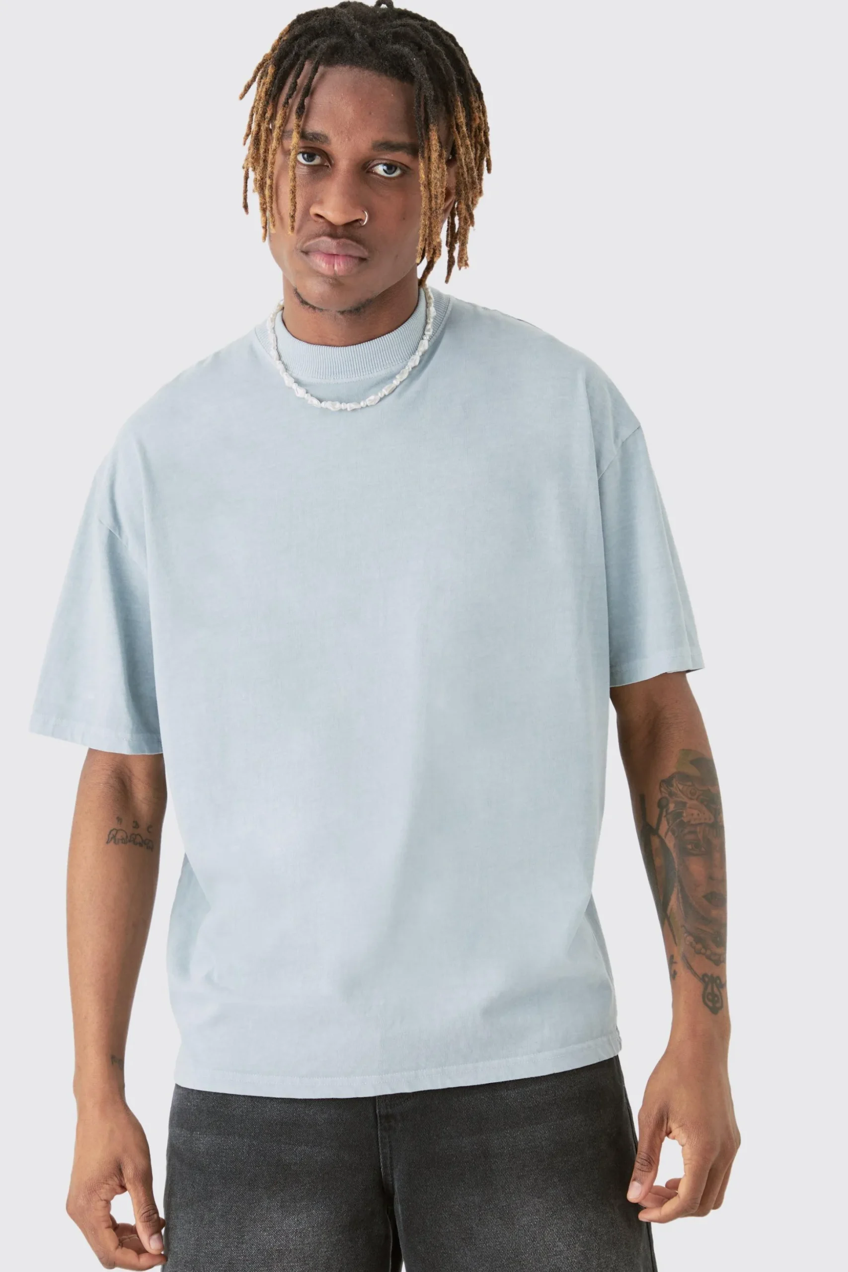 Tall Rose Graphic Back Print T-shirt | BoohooMAN UK