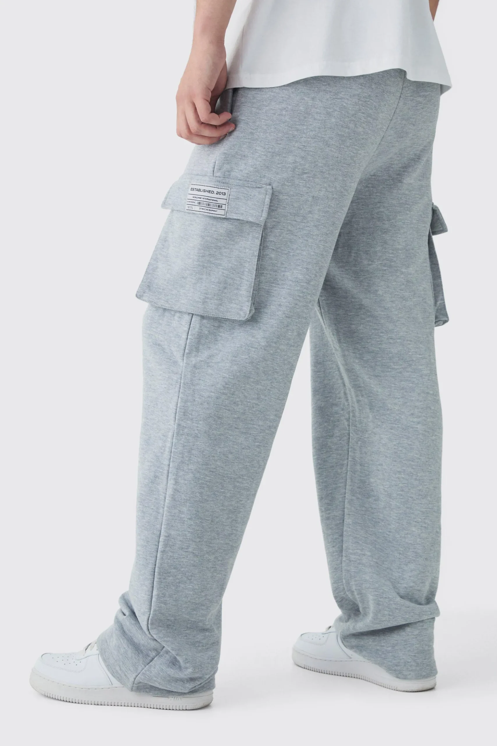 Tall Woven Tab Relaxed Fit Cargo Joggers | BoohooMAN UK
