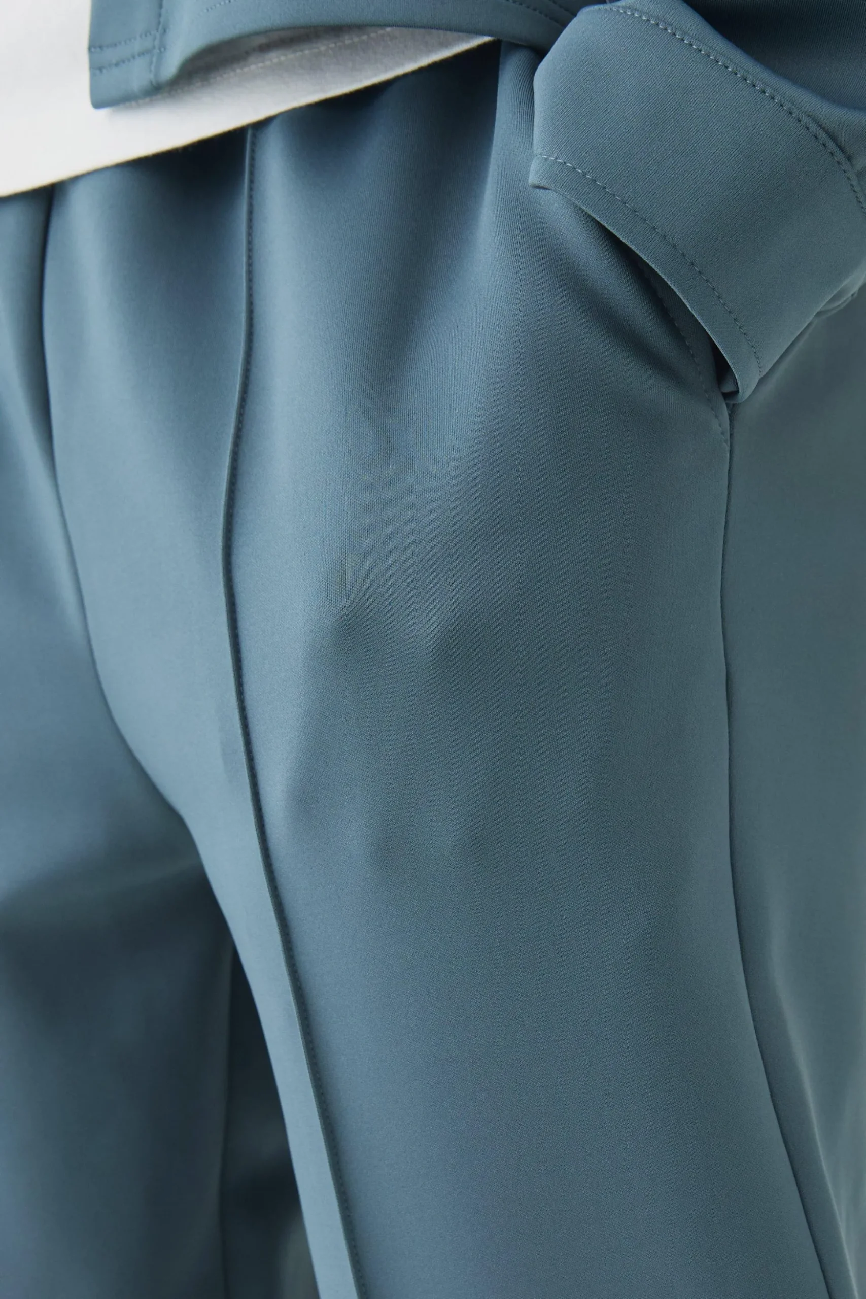 Tapered Pintuck Scuba Trouser | BoohooMAN UK