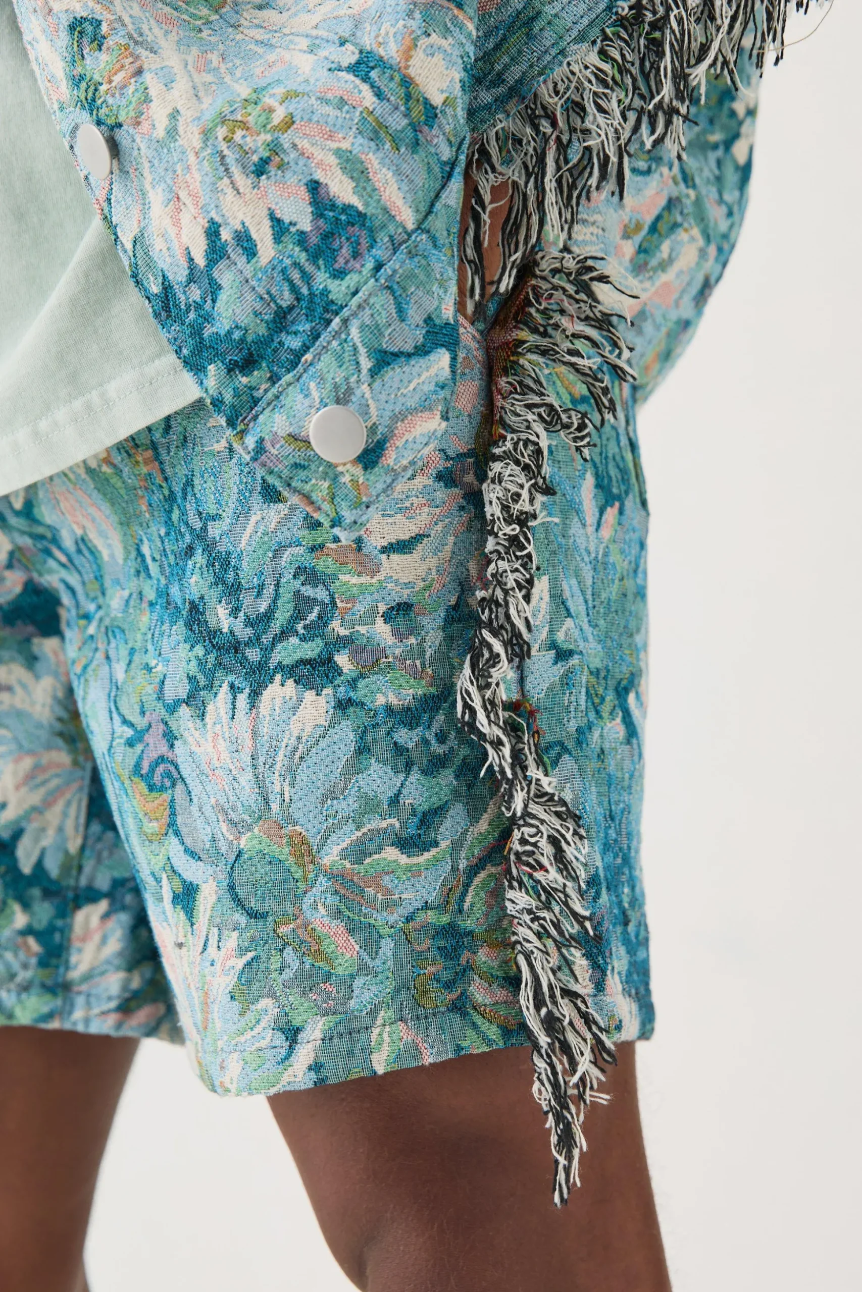 Tapestry Frayed Relaxed Fit Shorts | BoohooMAN UK