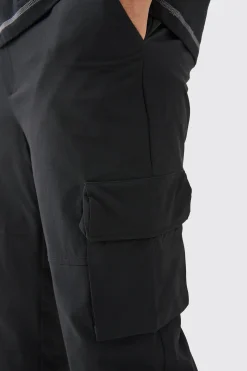 Technical Stretch 3d Cargo Pocket Trousers | BoohooMAN UK