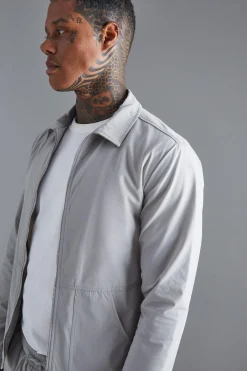 Technical Stretch Shacket | BoohooMAN UK