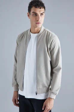 Technical Stretch Smart Bomber | BoohooMAN UK