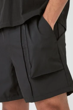 Technical Stretch Smart Pleat Short | BoohooMAN UK