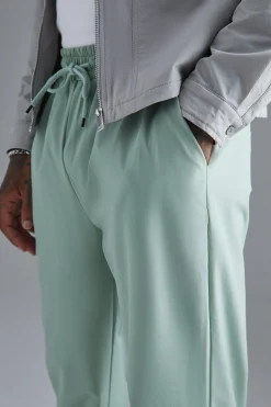 Technical Stretch Straight Trouser | BoohooMAN UK