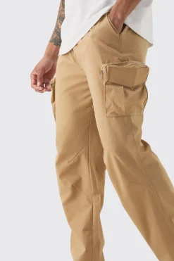 Technical Stretch Straight Fit Cargo Trousers | BoohooMAN UK
