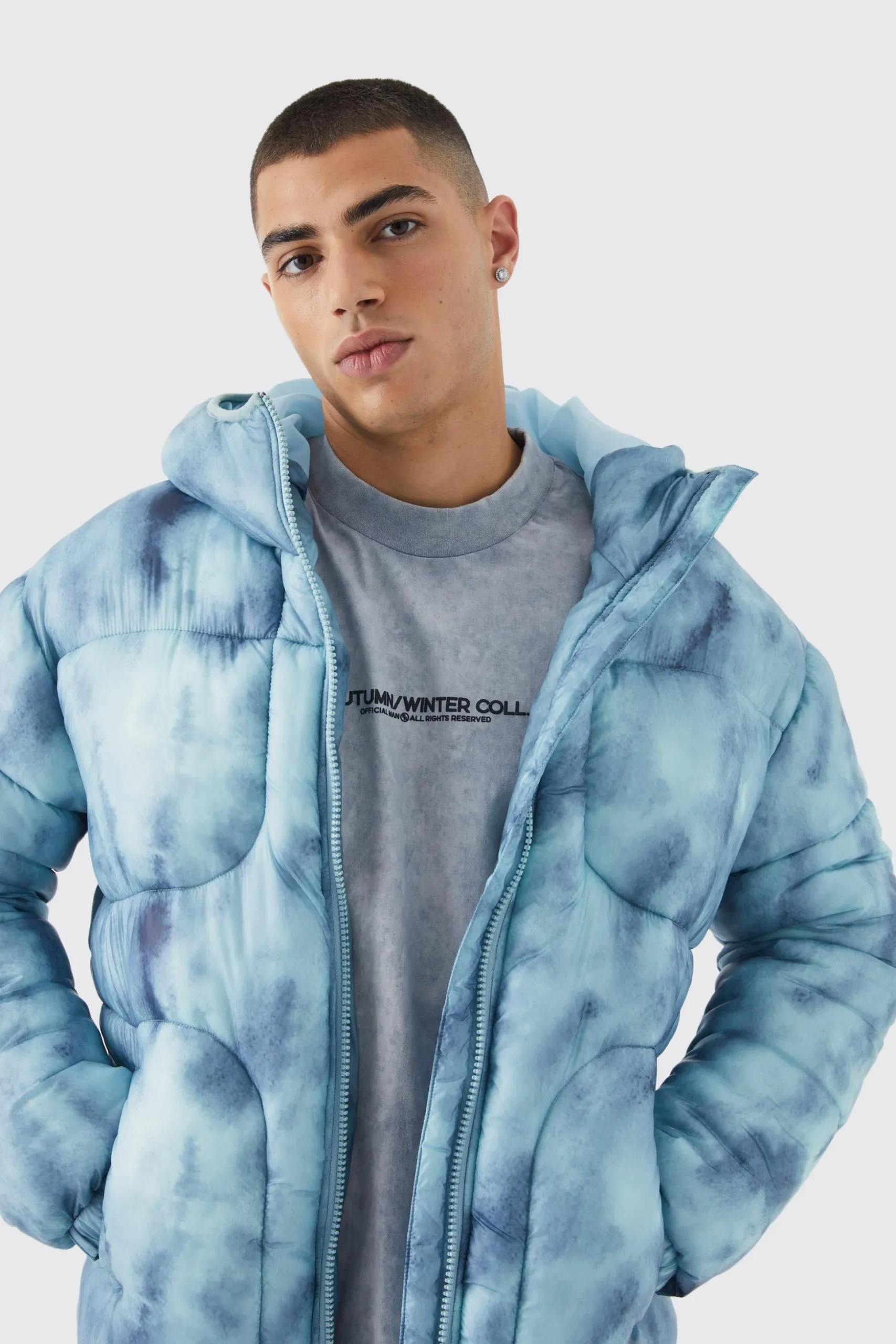 Tie Dye Quilted Puffer With Hood | BoohooMAN UK