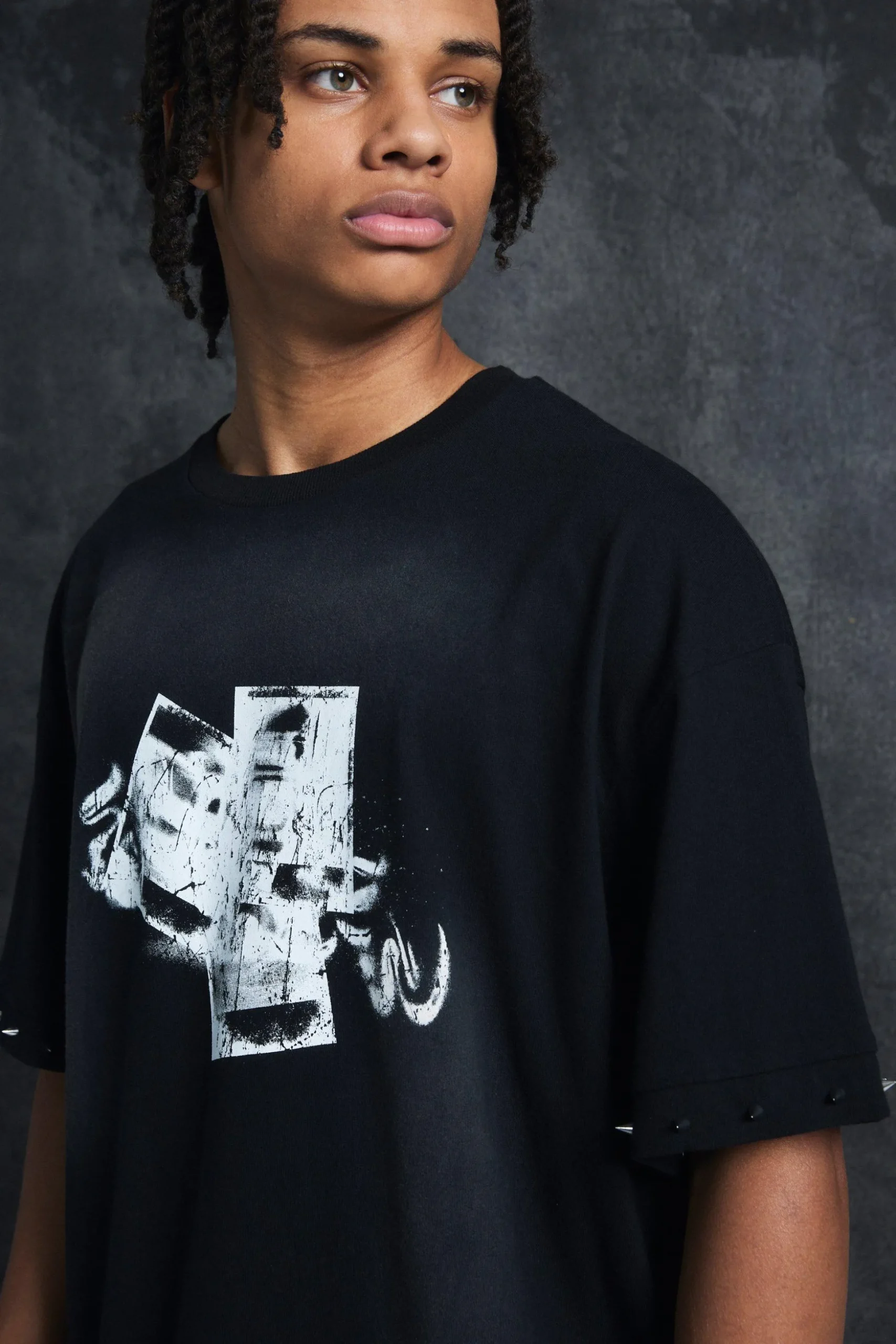 Trippie Redd Oversized Boxy Washed Heavy Weight Ring Detail T-Shirt | BoohooMAN UK