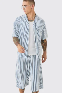 Two Tone Towelling Boxy Shirt And Short Set | BoohooMAN UK
