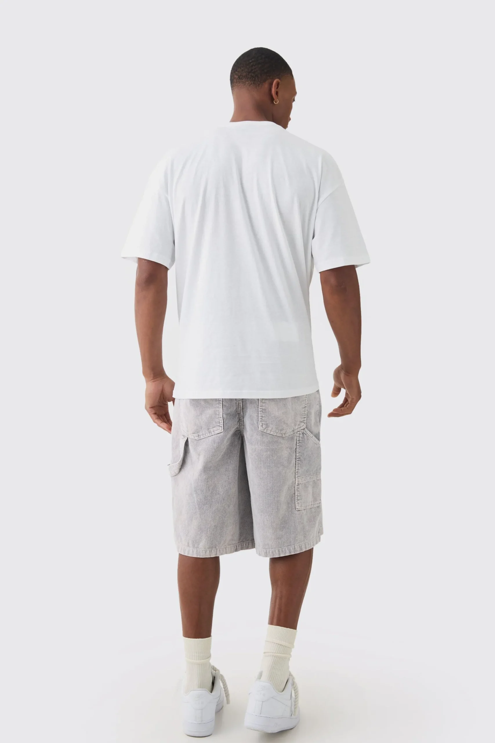 Vintage Official Car Graphic T-shirt | BoohooMAN UK