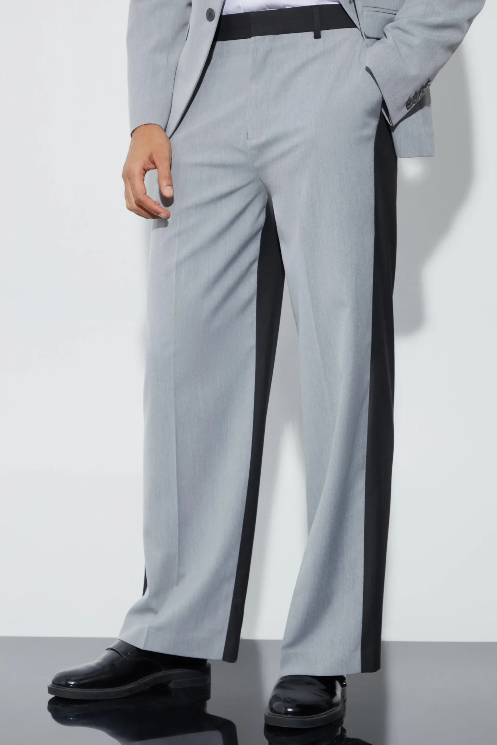 Wide Fit Colour Block Half And Half Trouser | BoohooMAN UK