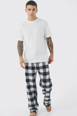 Woven Check Pyjama Bottoms And T-shirt Set | BoohooMAN UK