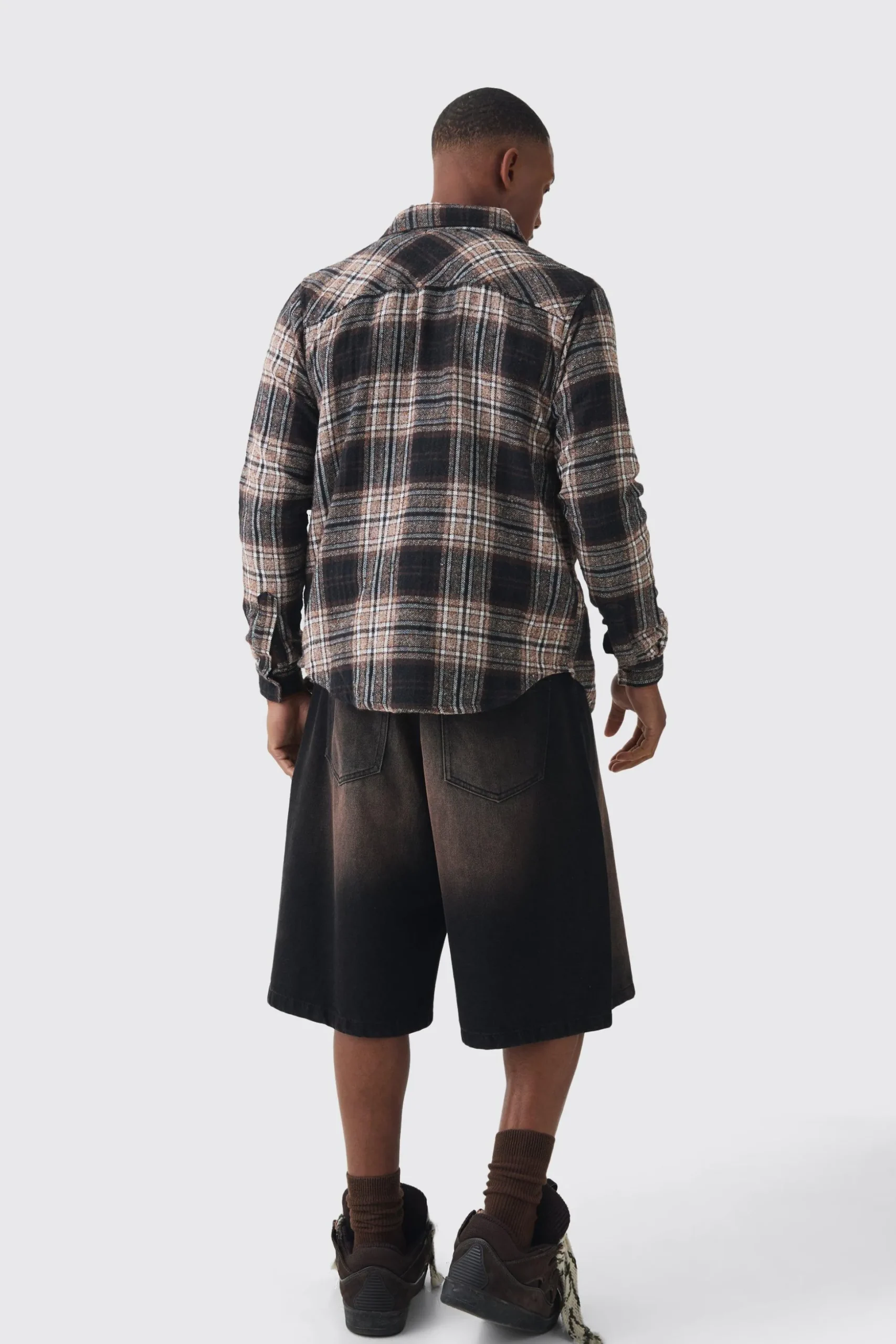 Woven MAN Tab Pocket Checked Shirt | BoohooMAN UK